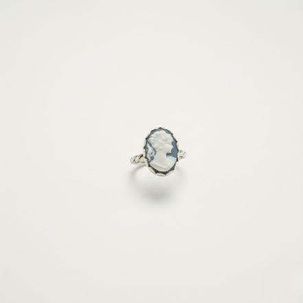Blue& black cameos ring