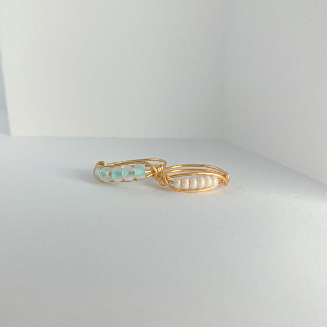 Wrapped c-zech glass rings
