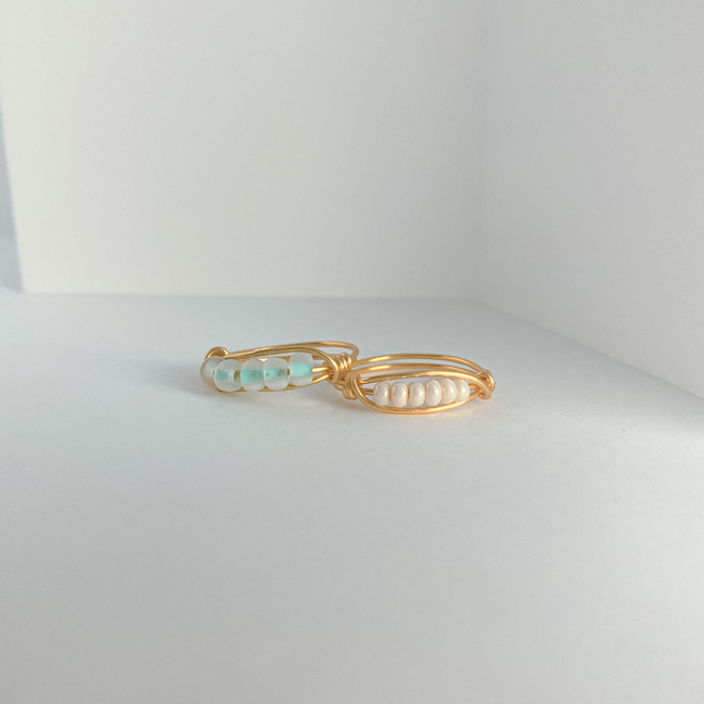 Wrapped c-zech glass rings