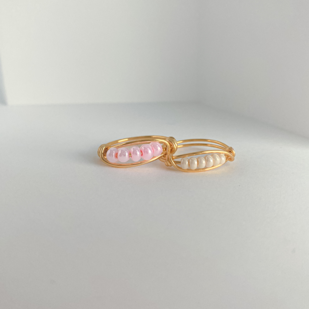 Wrapped c-zech glass rings